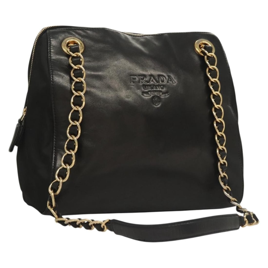 PRADA Leather Shoulder Bag Black with Gold Tone Chain: PRADA Leather Shoulder Bag Black with Gold Tone Chain Authentic Prada chain shoulder bag in black leather with gold-tone accents. This women's shoulder bag includes a dust bag and guarantee card. Cond
