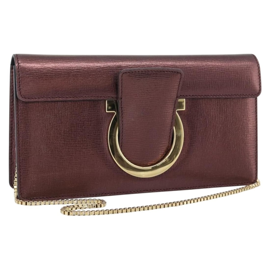 Salvatore Ferragamo leather shoulder bag brown with Gancini chain: Salvatore Ferragamo leather shoulder bag brown with Gancini chain Salvatore Ferragamo Gancini chain shoulder bag in brown leather with gold-tone accents. Made in Italy, this women's shoulder bag has a