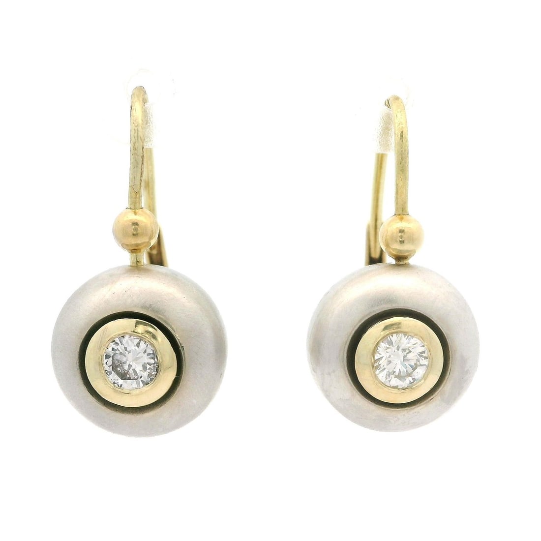 Vintage 14k Yellow White Gold 0.37ctw Diamond Dangle Earrings: Vintage 14k Yellow White Gold 0.37ctw Diamond Dangle Earrings These exquisite Vintage 14k Yellow & White Gold Dangle Drop Earrings feature two natural genuine diamonds, beautifully set in a bezel. Eac
