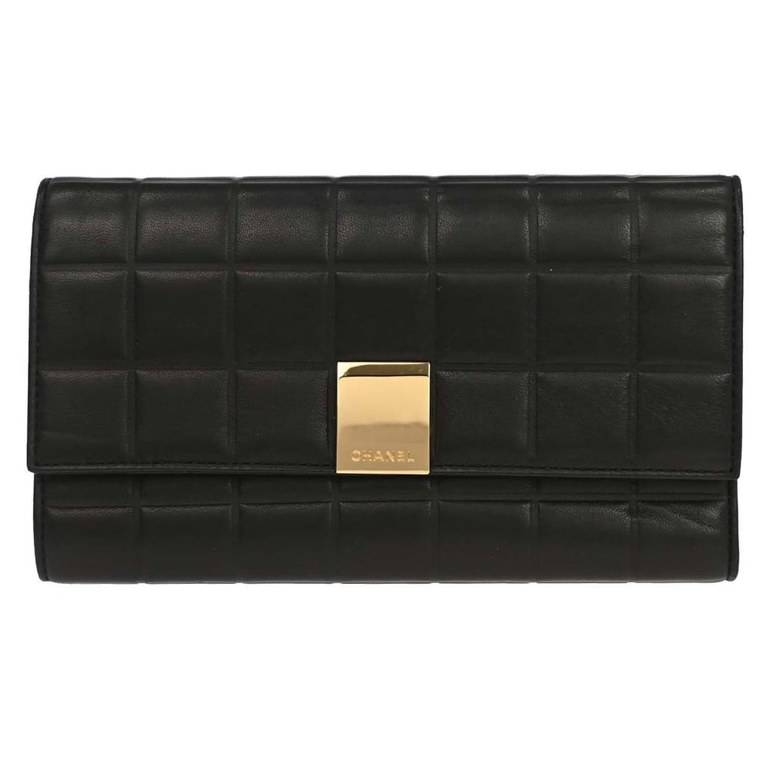 Vintage CHANEL Choco Bar Trifold Wallet in Black Lambskin: Vintage CHANEL Choco Bar Trifold Wallet in Black Lambskin Vintage Chanel Choco Bar trifold wallet in black lambskin leather with a folding design and CC pattern. The interior includes a coin pocket, b