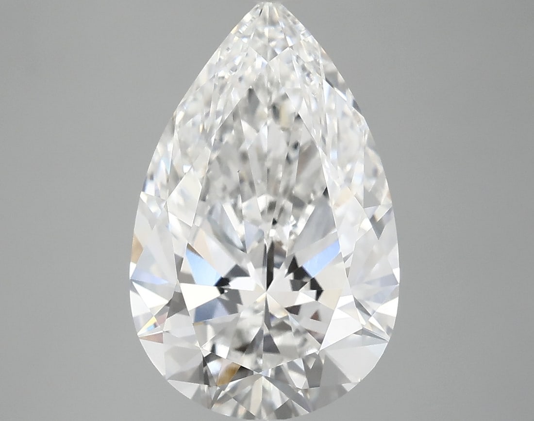 Loose Diamond - PEAR 3.94ct D VVS2: Loose Diamond - PEAR 3.94ct D VVS2 Source: This is a real non-mined Diamond that has been grown in a lab Shape: PEAR Carats: 3.94 Color: D Clarity: VVS2 Certification: IGI Condition: Pre-Owned PLEASE 
