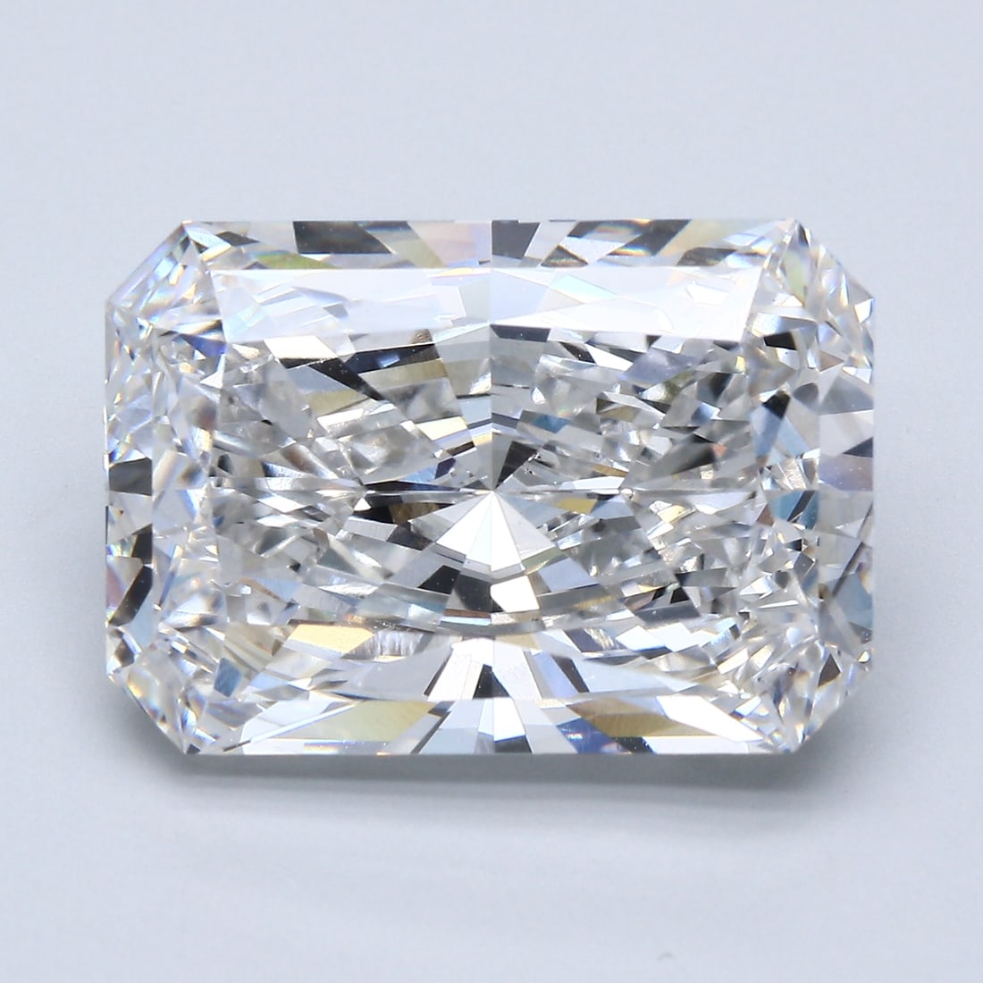Loose Diamond - RADIANT 12.34ct F VS1: Loose Diamond - RADIANT 12.34ct F VS1 Source: This is a real non-mined Diamond that has been grown in a lab Shape: RADIANT Carats: 12.34 Color: F Clarity: VS1 Certification: GIA Condition: Pre-Owned P