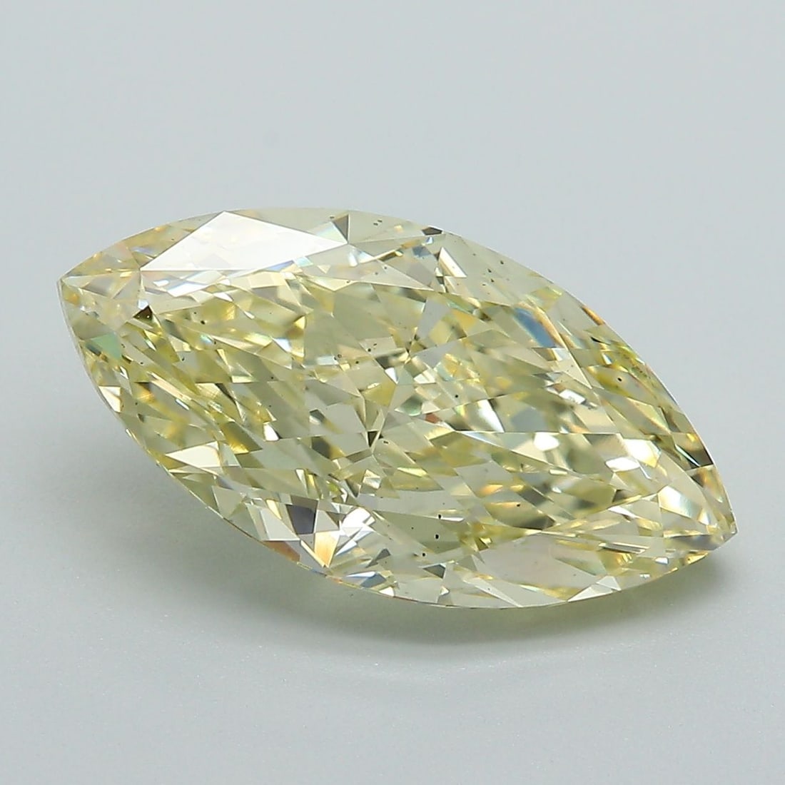 Loose Diamond - MARQUISE 4.92ct Fancy Yellow VS2: Loose Diamond - MARQUISE 4.92ct Fancy Yellow VS2 Source: This is a real non-mined Diamond that has been grown in a lab Shape: MARQUISE Carats: 4.92 Color: Fancy Yellow Certification: IGI Video: