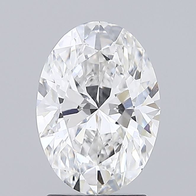 Loose Diamond - OVAL 2.18ct E VVS2: Loose Diamond - OVAL 2.18ct E VVS2 Source: This is a real non-mined Diamond that has been grown in a lab Shape: OVAL Carats: 2.18 Color: E Clarity: VVS2 Certification: IGI Condition: Pre-Owned PLEASE 