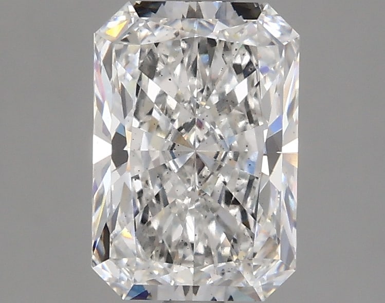 Loose Diamond - RADIANT 1.8ct F VS2: Loose Diamond - RADIANT 1.8ct F VS2 Source: This is a real non-mined Diamond that has been grown in a lab Shape: RADIANT Carats: 1.8 Color: F Clarity: VS2 Certification: IGI Condition: Pre-Owned PLEAS