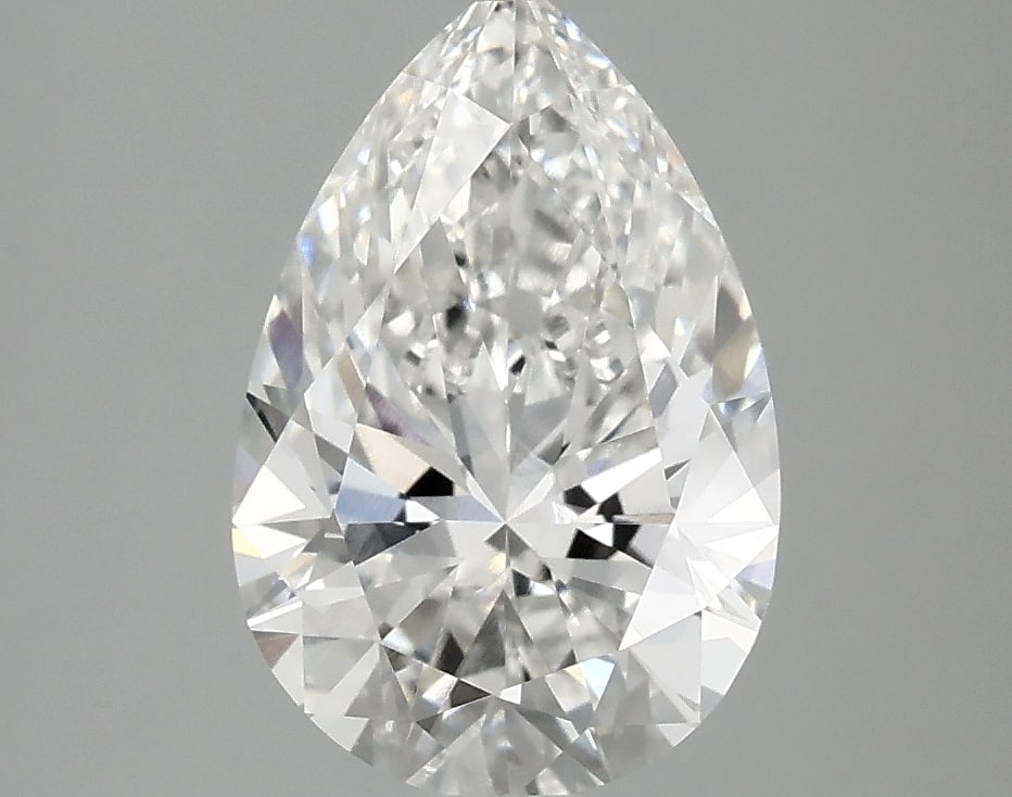 Loose Diamond - PEAR 2.36ct F VVS2: Loose Diamond - PEAR 2.36ct F VVS2 Source: This is a real non-mined Diamond that has been grown in a lab Shape: PEAR Carats: 2.36 Color: F Clarity: VVS2 Certification: IGI Condition: Pre-Owned PLEASE 