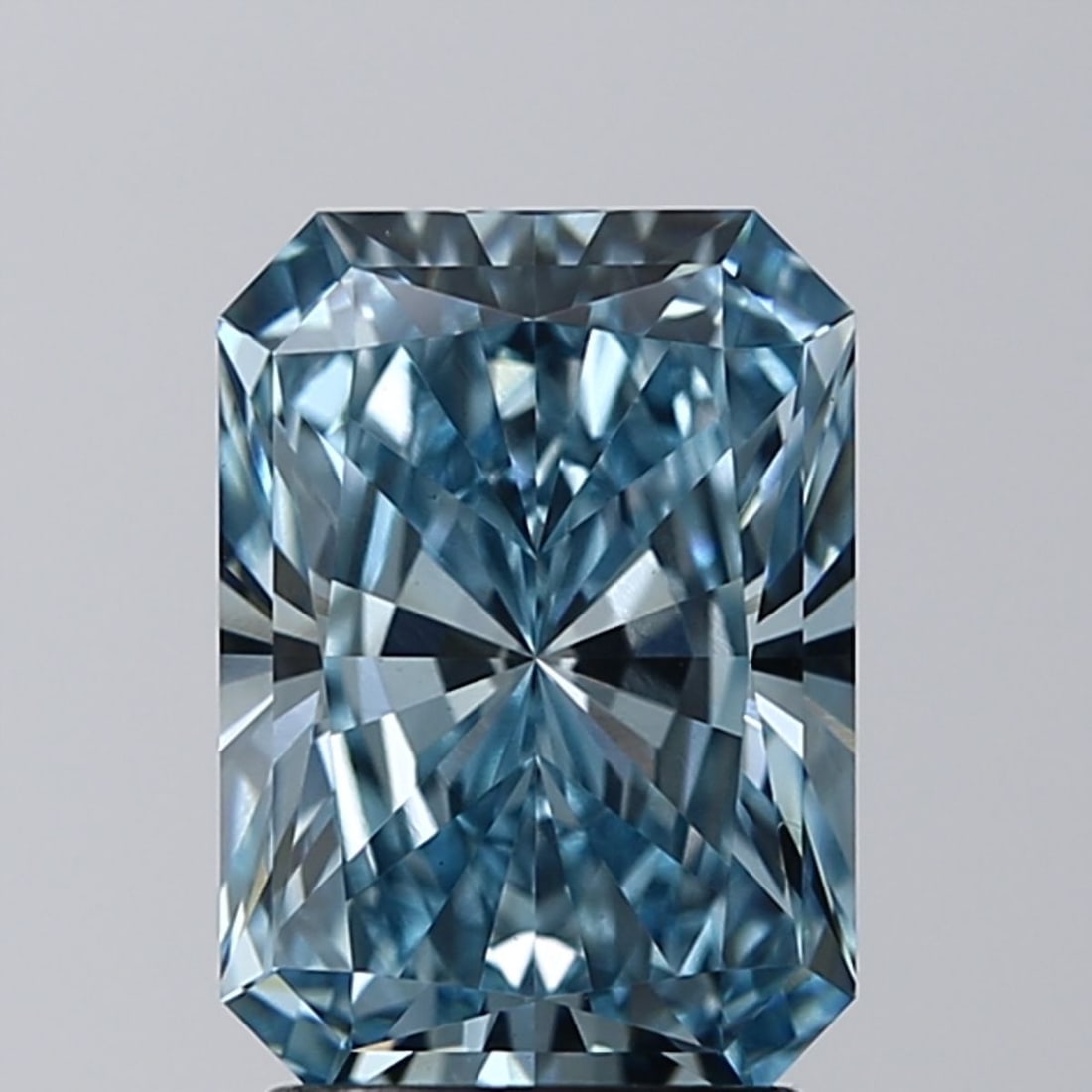 Loose Diamond - RADIANT 2.12ct Fancy Intense Blue VVS2: Loose Diamond - RADIANT 2.12ct Fancy Intense Blue VVS2 Source: This is a real non-mined Diamond that has been grown in a lab Shape: RADIANT Carats: 2.12 Color: Fancy Intense Blue Certification: IGI Vi