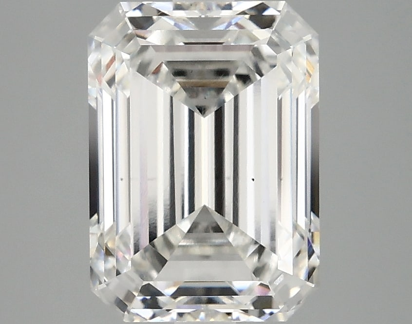 Loose Diamond - EMERALD 3.41ct E VS2: Loose Diamond - EMERALD 3.41ct E VS2 Source: This is a real non-mined Diamond that has been grown in a lab Shape: EMERALD Carats: 3.41 Color: E Clarity: VS2 Certification: IGI Condition: Pre-Owned