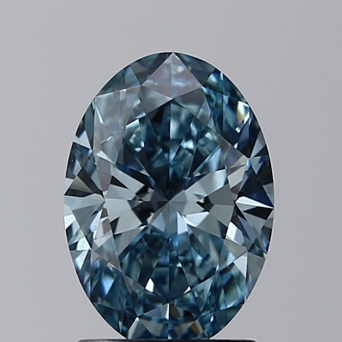 Loose Diamond - OVAL 1.5ct Fancy Vivid Blue VS1: Loose Diamond - OVAL 1.5ct Fancy Vivid Blue VS1 Source: This is a real non-mined Diamond that has been grown in a lab Shape: OVAL Carats: 1.5 Color: Fancy Vivid Blue Certification: IGI Video: