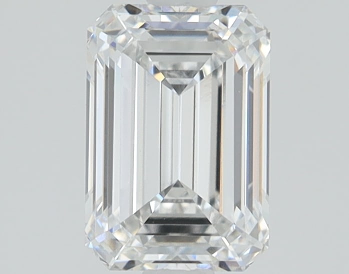 Loose Diamond - EMERALD 3.05ct F VVS1: Loose Diamond - EMERALD 3.05ct F VVS1 Source: This is a real non-mined Diamond that has been grown in a lab Shape: EMERALD Carats: 3.05 Color: F Clarity: VVS1 Certification: IGI Condition: Pre-Owned P