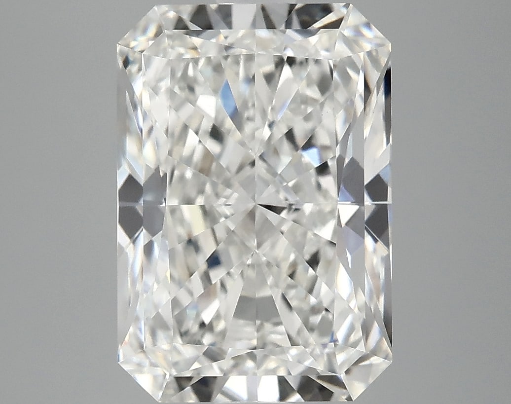 Loose Diamond - RADIANT 4.73ct F VVS2: Loose Diamond - RADIANT 4.73ct F VVS2 Source: This is a real non-mined Diamond that has been grown in a lab Shape: RADIANT Carats: 4.73 Color: F Clarity: VVS2 Certification: IGI Condition: Pre-Owned P