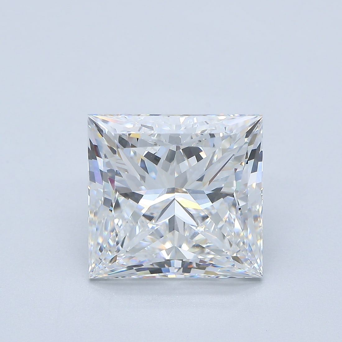 Loose Diamond - PRINCESS 7.12ct E VS2: Loose Diamond - PRINCESS 7.12ct E VS2 Source: This is a real non-mined Diamond that has been grown in a lab Shape: PRINCESS Carats: 7.12 Color: E Clarity: VS2 Certification: IGI Condition: Pre-Owned P