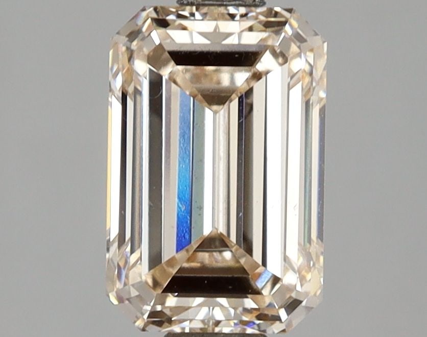 Loose Diamond - EMERALD 2.01ct Fancy Vivid Pink VS2: Loose Diamond - EMERALD 2.01ct Fancy Vivid Pink VS2 Source: This is a real non-mined Diamond that has been grown in a lab Shape: EMERALD Carats: 2.01 Color: Fancy Vivid Pink Certification: NONE Video: