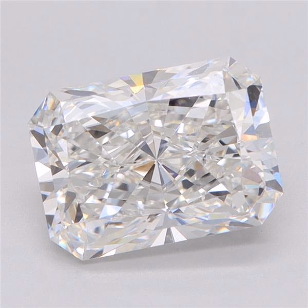Loose Diamond - RADIANT 2.31ct E VS1: Loose Diamond - RADIANT 2.31ct E VS1 Source: This is a real non-mined Diamond that has been grown in a lab Shape: RADIANT Carats: 2.31 Color: E Clarity: VS1 Certification: IGI Condition: Pre-Owned PLE