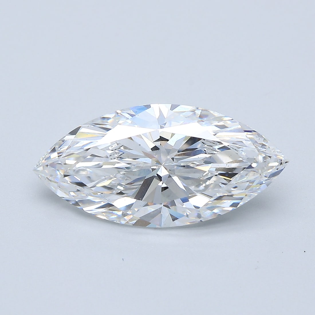 Loose Diamond - MARQUISE 4.1ct D VS2: Loose Diamond - MARQUISE 4.1ct D VS2 Source: This is a real non-mined Diamond that has been grown in a lab Shape: MARQUISE Carats: 4.1 Color: D Clarity: VS2 Certification: IGI Condition: Pre-Owned PLE