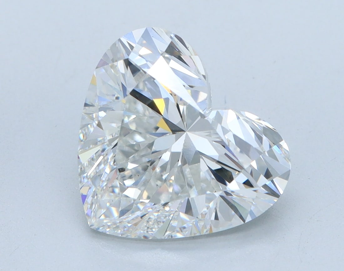 Loose Diamond - HEART 3.19ct E VS2: Loose Diamond - HEART 3.19ct E VS2 Source: This is a real non-mined Diamond that has been grown in a lab Shape: HEART Carats: 3.19 Color: E Clarity: VS2 Certification: IGI Condition: Pre-Owned PLEASE 