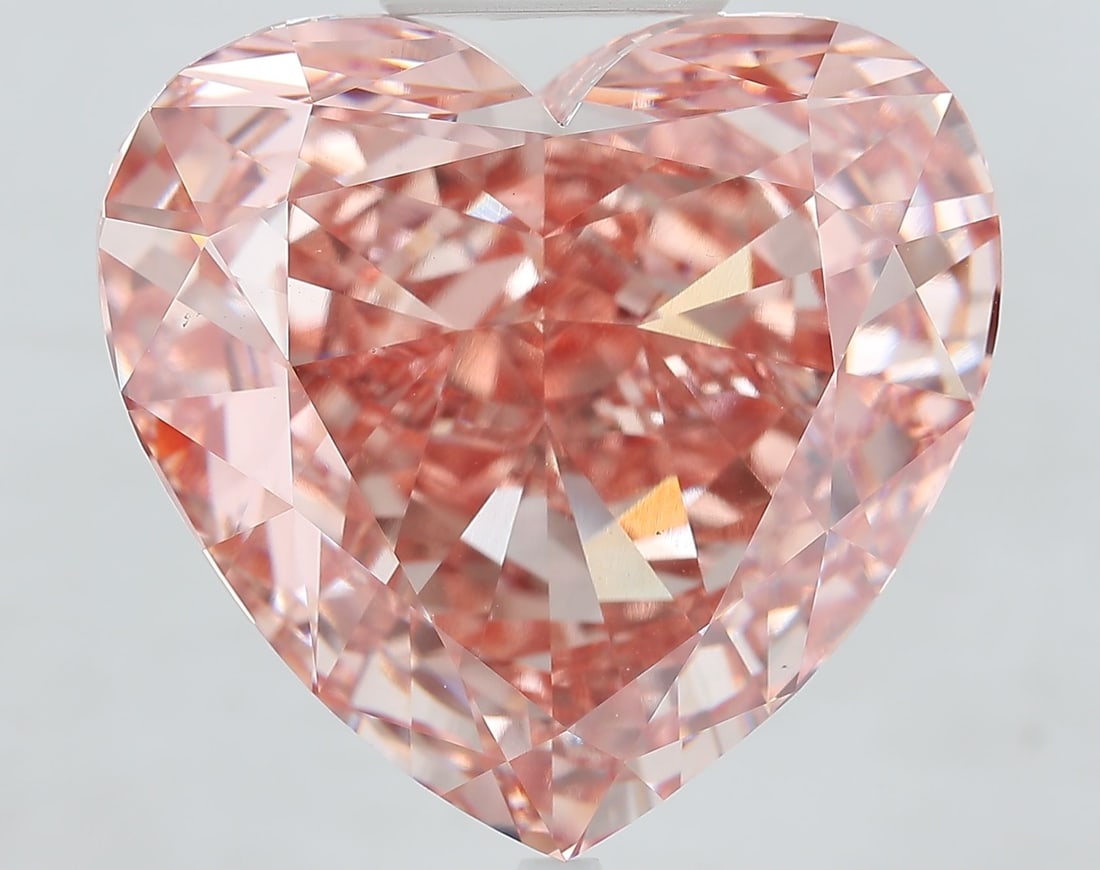 Loose Diamond - HEART 30.0ct Fancy Vivid Pink VS1: Loose Diamond - HEART 30.0ct Fancy Vivid Pink VS1 Source: This is a real non-mined Diamond that has been grown in a lab Shape: HEART Carats: 30.0 Color: Fancy Vivid Pink Certification: IGI Video: