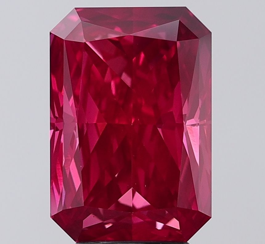 Loose Diamond - RADIANT 5.19ct Fancy Vivid Pink VS1: Loose Diamond - RADIANT 5.19ct Fancy Vivid Pink VS1 Source: This is a real non-mined Diamond that has been grown in a lab Shape: RADIANT Carats: 5.19 Color: Fancy Vivid Pink Certification: NONE Video: