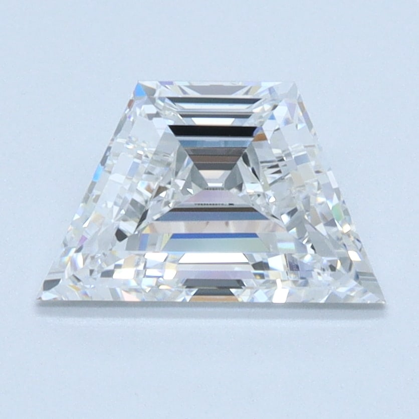Loose Diamond - TRAPEZOID 1.09ct D VS1: Loose Diamond - TRAPEZOID 1.09ct D VS1 Source: This is a real non-mined Diamond that has been grown in a lab Shape: TRAPEZOID Carats: 1.09 Color: D Clarity: VS1 Certification: IGI Condition: Pre-Owned