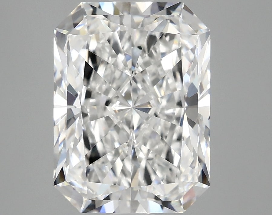 Loose Diamond - RADIANT 3.45ct D VS1: Loose Diamond - RADIANT 3.45ct D VS1 Source: This is a real non-mined Diamond that has been grown in a lab Shape: RADIANT Carats: 3.45 Color: D Clarity: VS1 Certification: IGI Condition: Pre-Owned PLE