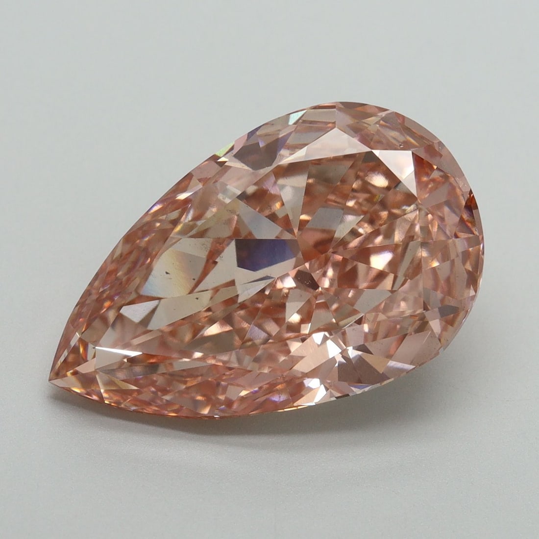 Loose Diamond - PEAR 8.88ct Fancy Vivid Pink VS2: Loose Diamond - PEAR 8.88ct Fancy Vivid Pink VS2 Source: This is a real non-mined Diamond that has been grown in a lab Shape: PEAR Carats: 8.88 Color: Fancy Vivid Pink Certification: IGI Video: