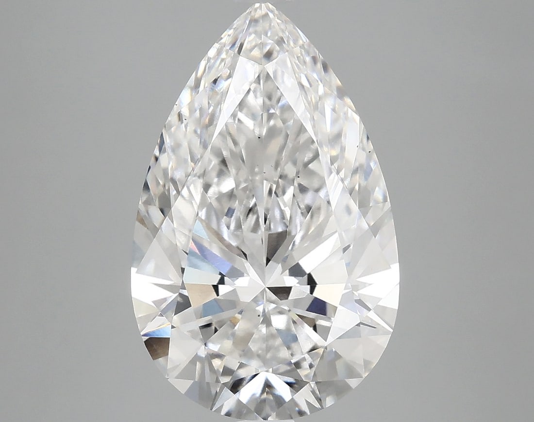 Loose Diamond - PEAR 4.85ct D VS2: Loose Diamond - PEAR 4.85ct D VS2 Source: This is a real non-mined Diamond that has been grown in a lab Shape: PEAR Carats: 4.85 Color: D Clarity: VS2 Certification: IGI Condition: Pre-Owned PLEASE NO