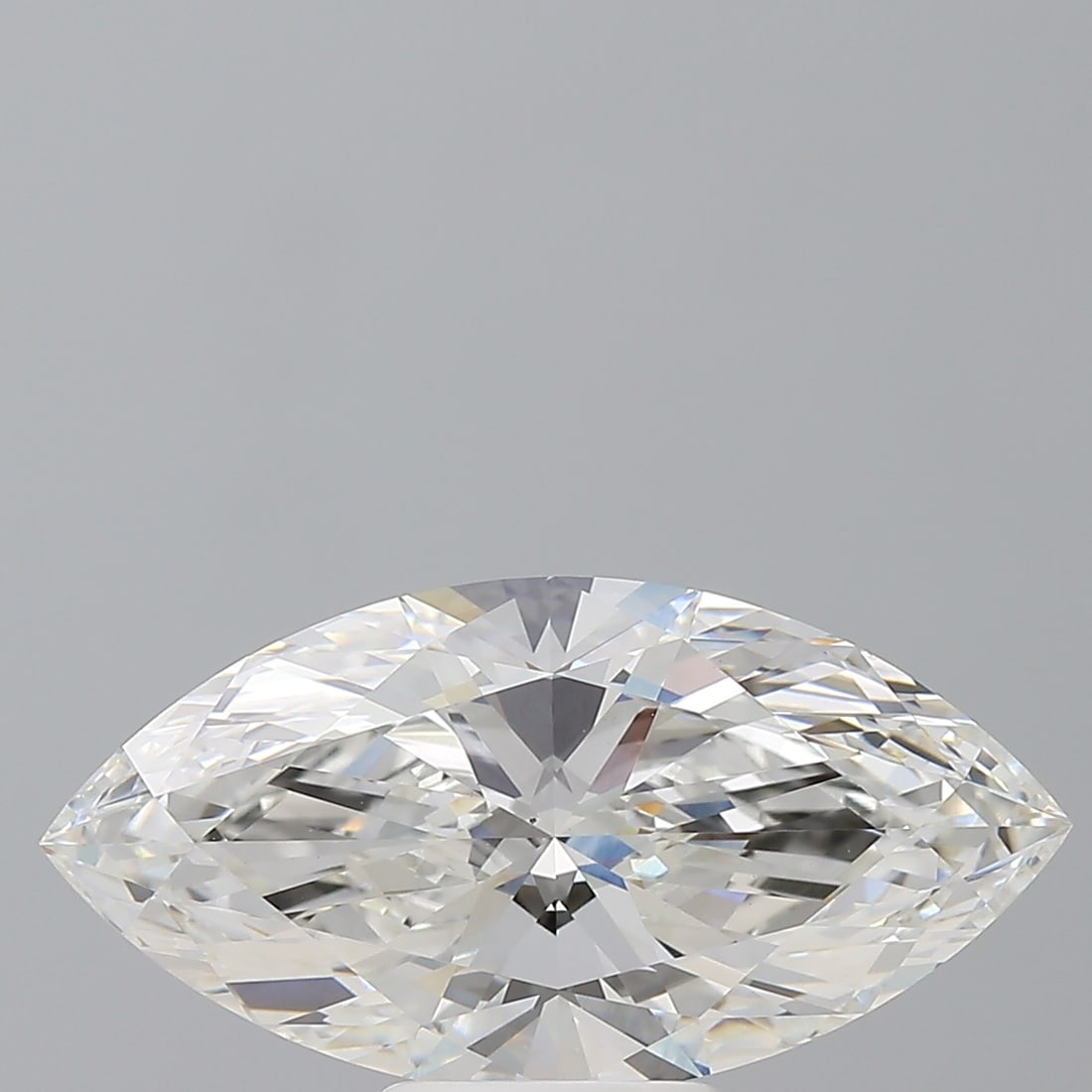 Loose Diamond - MARQUISE 4.52ct F VS1: Loose Diamond - MARQUISE 4.52ct F VS1 Source: This is a real non-mined Diamond that has been grown in a lab Shape: MARQUISE Carats: 4.52 Color: F Clarity: VS1 Certification: IGI Condition: Pre-Owned P