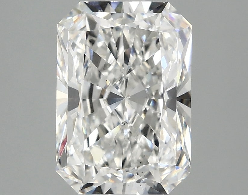 Loose Diamond - RADIANT 2.55ct E VS2: Loose Diamond - RADIANT 2.55ct E VS2 Source: This is a real non-mined Diamond that has been grown in a lab Shape: RADIANT Carats: 2.55 Color: E Clarity: VS2 Certification: IGI Condition: Pre-Owned PLE