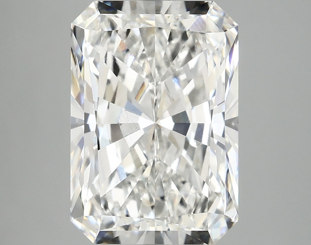 Loose Diamond - RADIANT 4.52ct F VVS2: Loose Diamond - RADIANT 4.52ct F VVS2 Source: This is a real non-mined Diamond that has been grown in a lab Shape: RADIANT Carats: 4.52 Color: F Clarity: VVS2 Certification: IGI Condition: Pre-Owned P