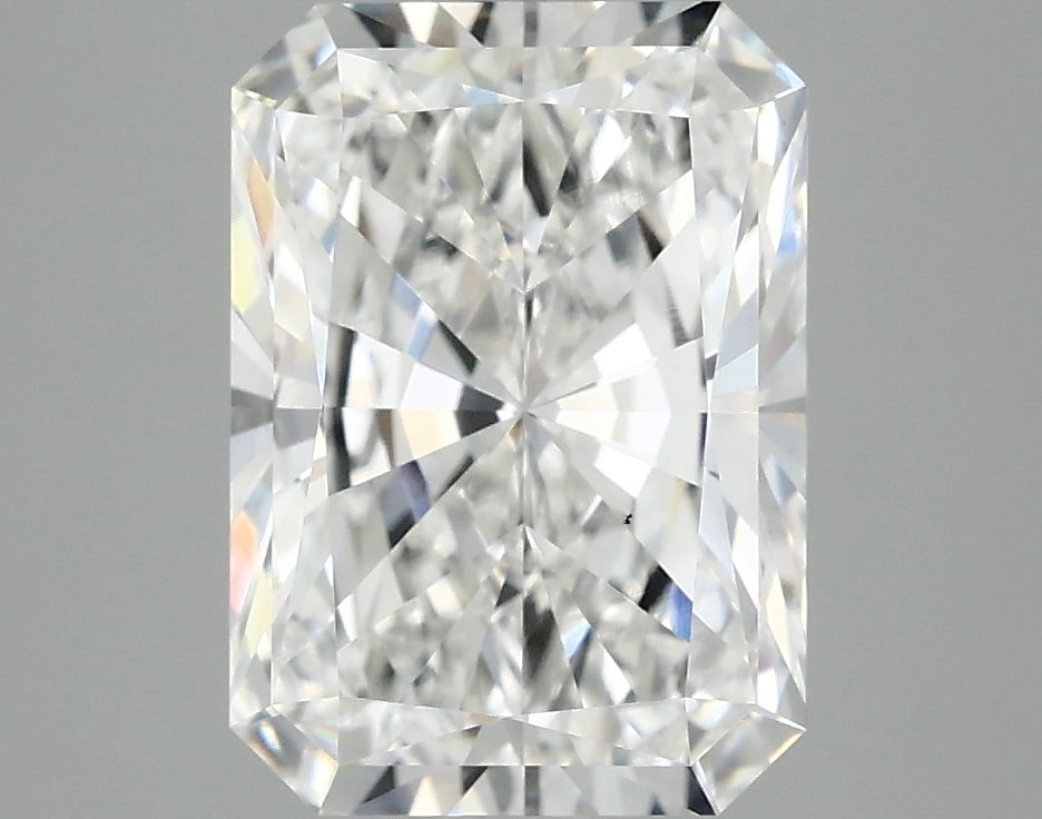 Loose Diamond - RADIANT 3.26ct E VS1: Loose Diamond - RADIANT 3.26ct E VS1 Source: This is a real non-mined Diamond that has been grown in a lab Shape: RADIANT Carats: 3.26 Color: E Clarity: VS1 Certification: IGI Condition: Pre-Owned PLE