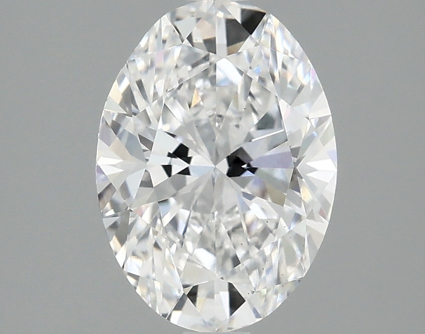 Loose Diamond - OVAL 2.05ct E VS1: Loose Diamond - OVAL 2.05ct E VS1 Source: This is a real non-mined Diamond that has been grown in a lab Shape: OVAL Carats: 2.05 Color: E Clarity: VS1 Certification: IGI Condition: Pre-Owned PLEASE NO