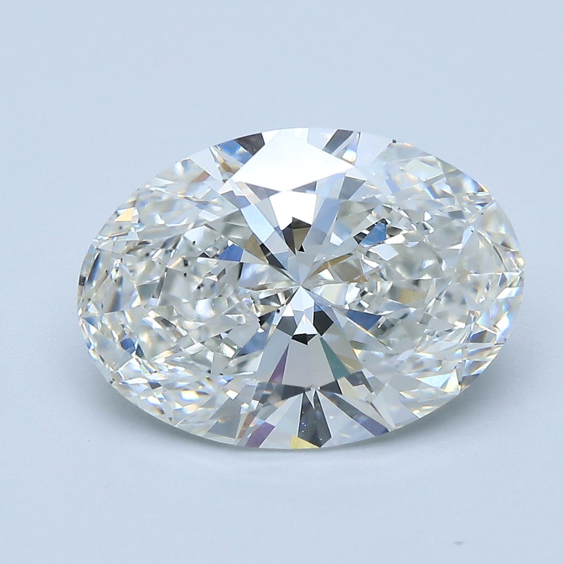 Loose Diamond - OVAL 5.56ct F VS2: Loose Diamond - OVAL 5.56ct F VS2 Source: This is a real non-mined Diamond that has been grown in a lab Shape: OVAL Carats: 5.56 Color: F Clarity: VS2 Certification: IGI Condition: Pre-Owned PLEASE NO