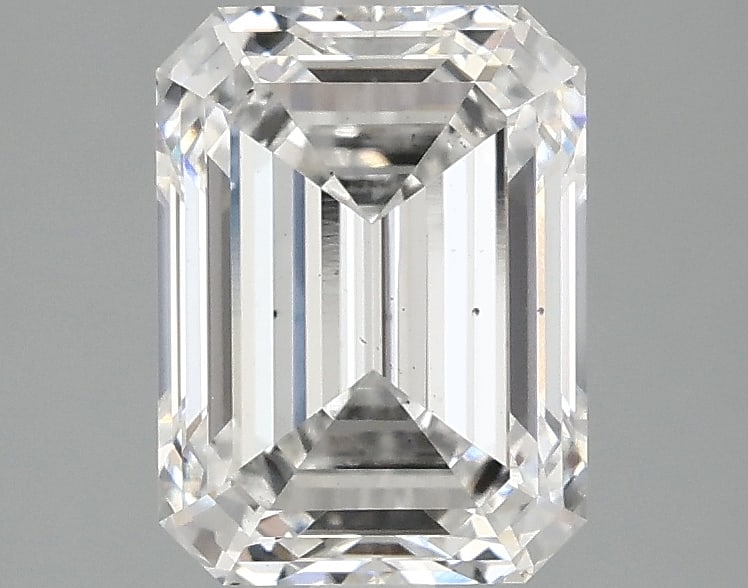 Loose Diamond - EMERALD 2.42ct E VS2: Loose Diamond - EMERALD 2.42ct E VS2 Source: This is a real non-mined Diamond that has been grown in a lab Shape: EMERALD Carats: 2.42 Color: E Clarity: VS2 Certification: IGI Condition: Pre-Owned PLE