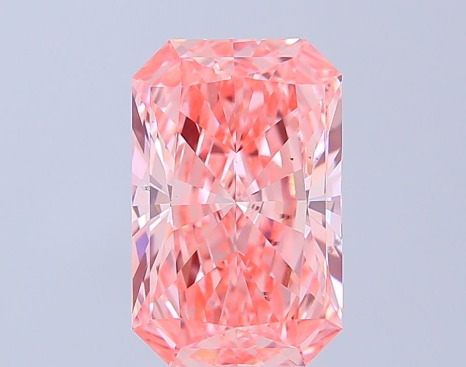 Loose Diamond - RADIANT 3.61ct Fancy Vivid Pink VS1: Loose Diamond - RADIANT 3.61ct Fancy Vivid Pink VS1 Source: This is a real non-mined Diamond that has been grown in a lab Shape: RADIANT Carats: 3.61 Color: Fancy Vivid Pink Certification: IGI Video: