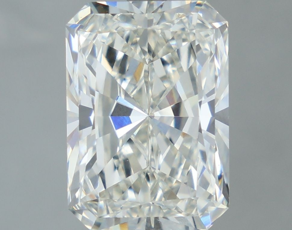Loose Diamond - RADIANT 3.84ct Fancy Vivid Pink VS1: Loose Diamond - RADIANT 3.84ct Fancy Vivid Pink VS1 Source: This is a real non-mined Diamond that has been grown in a lab Shape: RADIANT Carats: 3.84 Color: Fancy Vivid Pink Certification: IGI Video:
