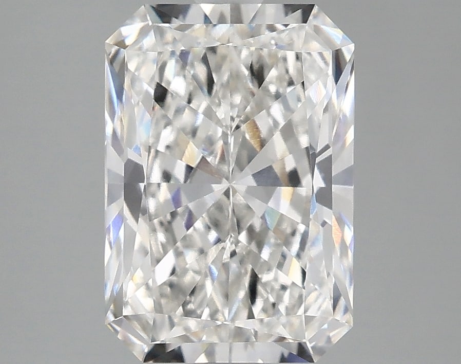 Loose Diamond - RADIANT 3.05ct F VVS1: Loose Diamond - RADIANT 3.05ct F VVS1 Source: This is a real non-mined Diamond that has been grown in a lab Shape: RADIANT Carats: 3.05 Color: F Clarity: VVS1 Certification: IGI Condition: Pre-Owned P