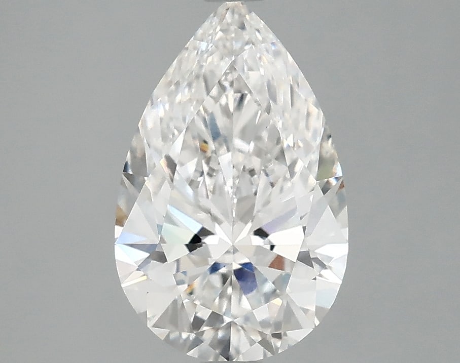 Loose Diamond - PEAR 2.04ct E VS1: Loose Diamond - PEAR 2.04ct E VS1 Source: This is a real non-mined Diamond that has been grown in a lab Shape: PEAR Carats: 2.04 Color: E Clarity: VS1 Certification: IGI Condition: Pre-Owned PLEASE NO