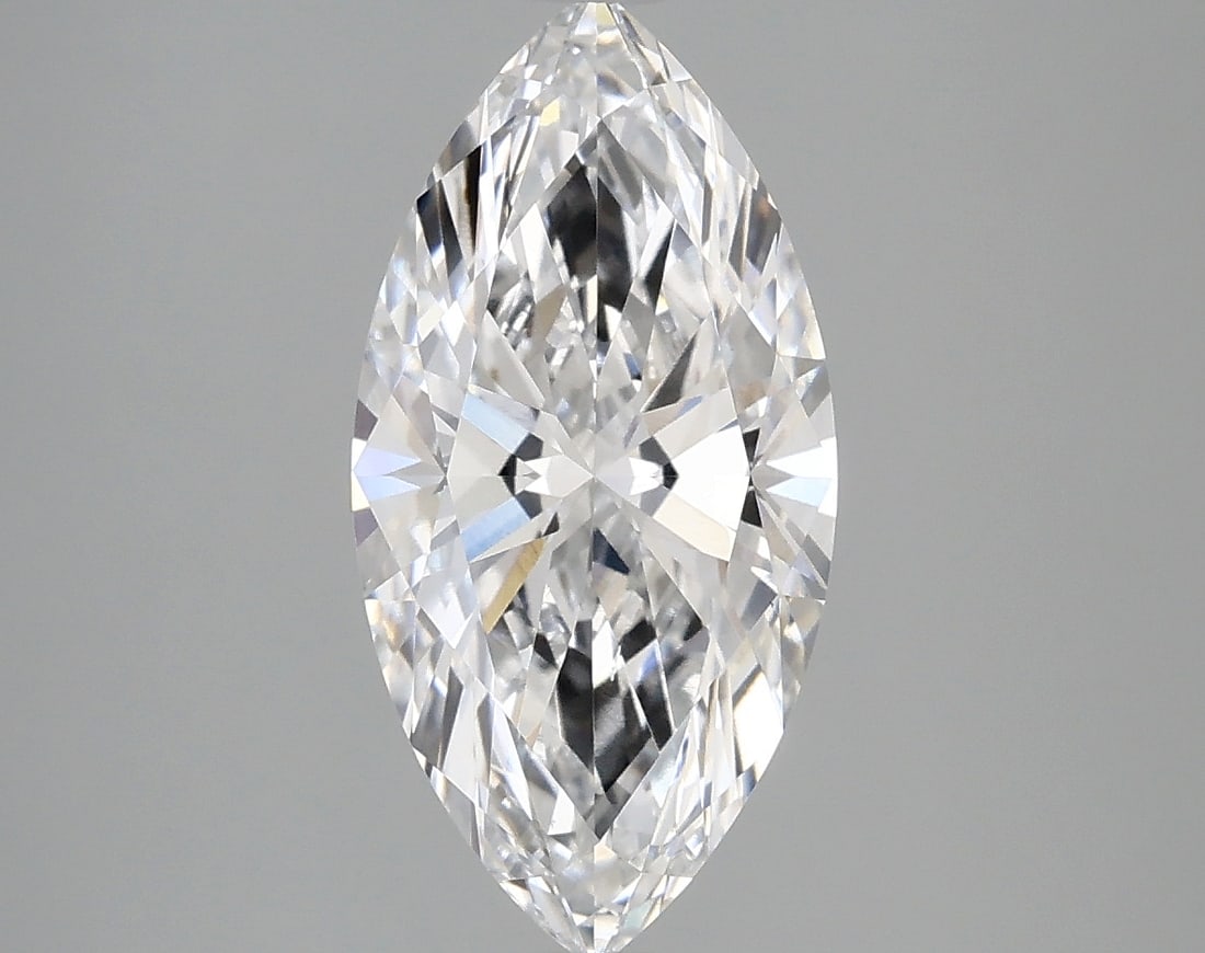 Loose Diamond - MARQUISE 2.21ct D VS2: Loose Diamond - MARQUISE 2.21ct D VS2 Source: This is a real non-mined Diamond that has been grown in a lab Shape: MARQUISE Carats: 2.21 Color: D Clarity: VS2 Certification: IGI Condition: Pre-Owned P