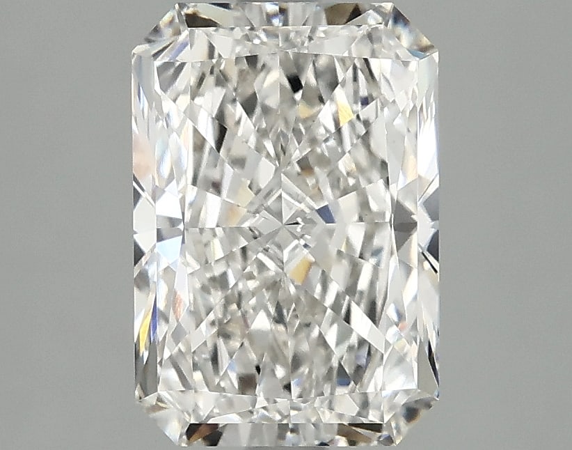 Loose Diamond - RADIANT 2.42ct F VVS2: Loose Diamond - RADIANT 2.42ct F VVS2 Source: This is a real non-mined Diamond that has been grown in a lab Shape: RADIANT Carats: 2.42 Color: F Clarity: VVS2 Certification: IGI Condition: Pre-Owned P