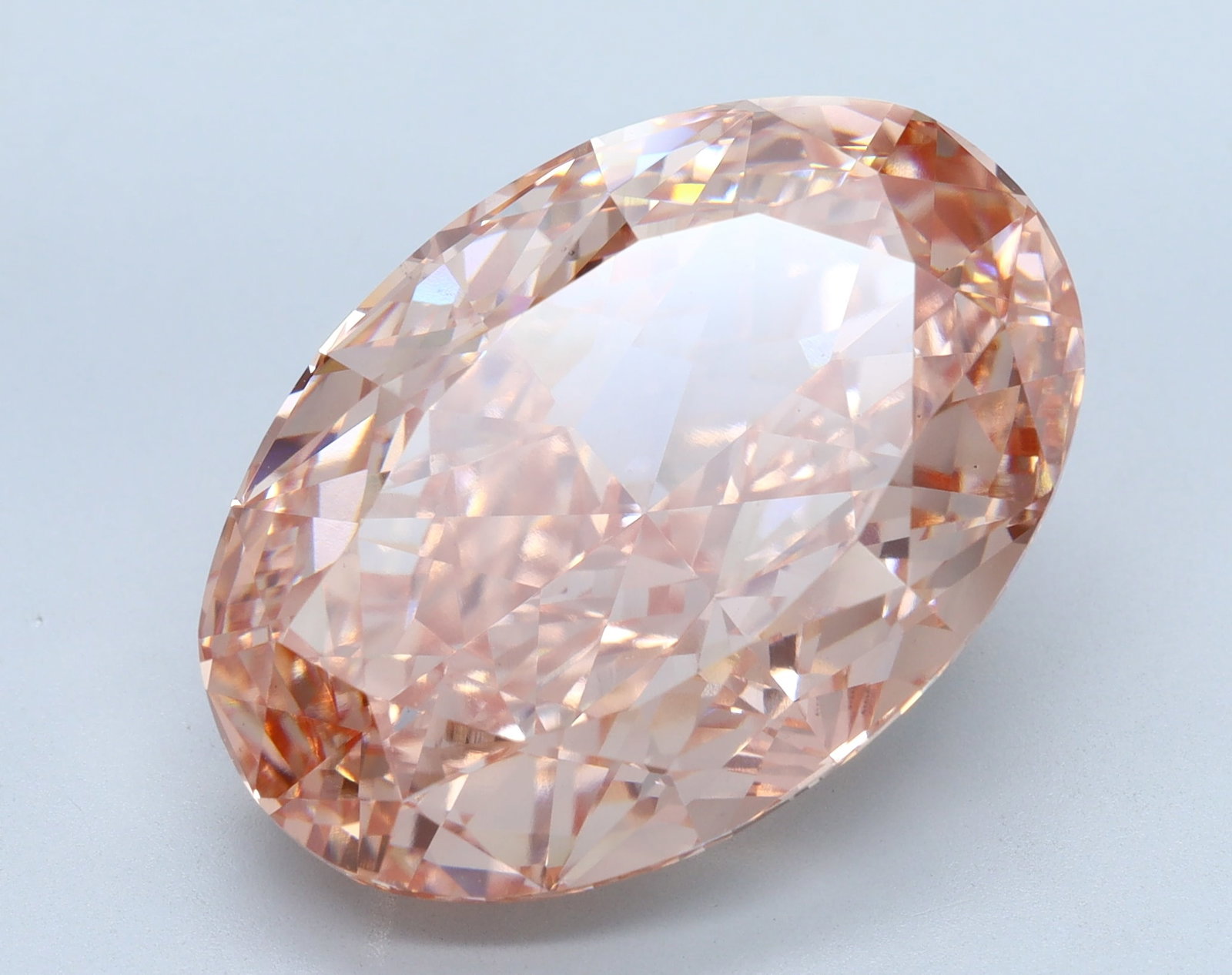 Loose Diamond - OVAL 20.08ct PINK VS1: Loose Diamond - OVAL 20.08ct PINK VS1 Source: This is a real non-mined Diamond that has been grown in a lab Shape: OVAL Carats: 20.08 Color: PINK Clarity: VS1 Certification: IGI Condition: Pre-Owned P