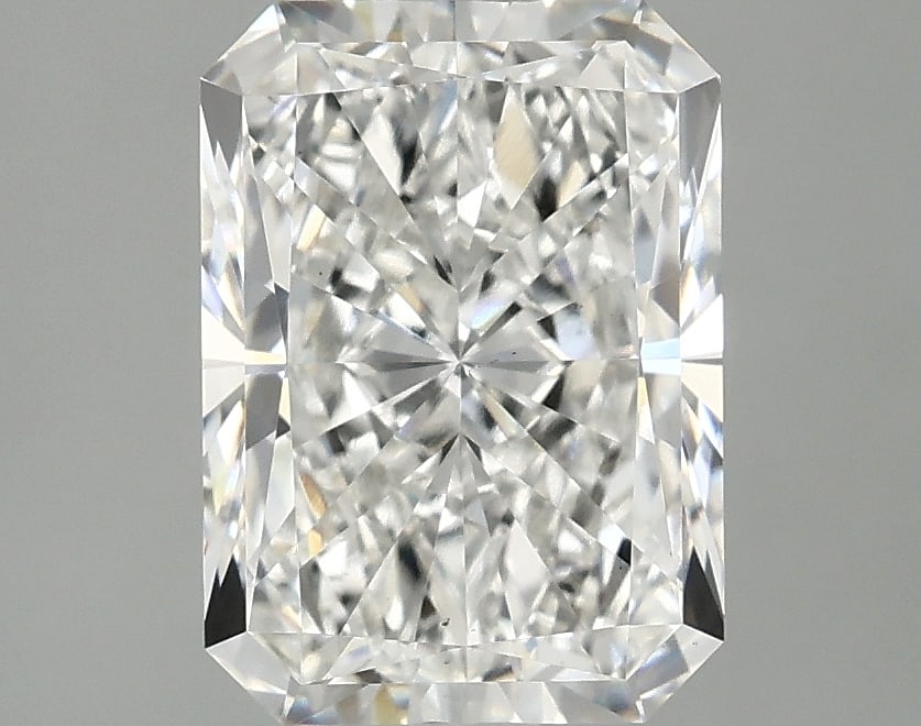 Loose Diamond - RADIANT 2.54ct F VS2: Loose Diamond - RADIANT 2.54ct F VS2 Source: This is a real non-mined Diamond that has been grown in a lab Shape: RADIANT Carats: 2.54 Color: F Clarity: VS2 Certification: IGI Condition: Pre-Owned PLE