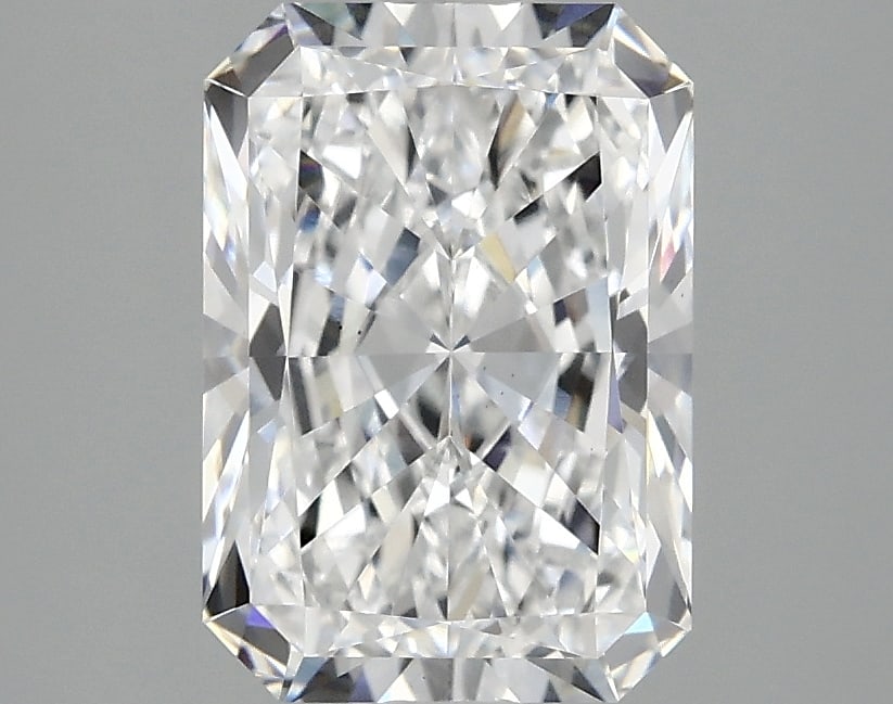 Loose Diamond - RADIANT 2.43ct D VS1: Loose Diamond - RADIANT 2.43ct D VS1 Source: This is a real non-mined Diamond that has been grown in a lab Shape: RADIANT Carats: 2.43 Color: D Clarity: VS1 Certification: IGI Condition: Pre-Owned PLE