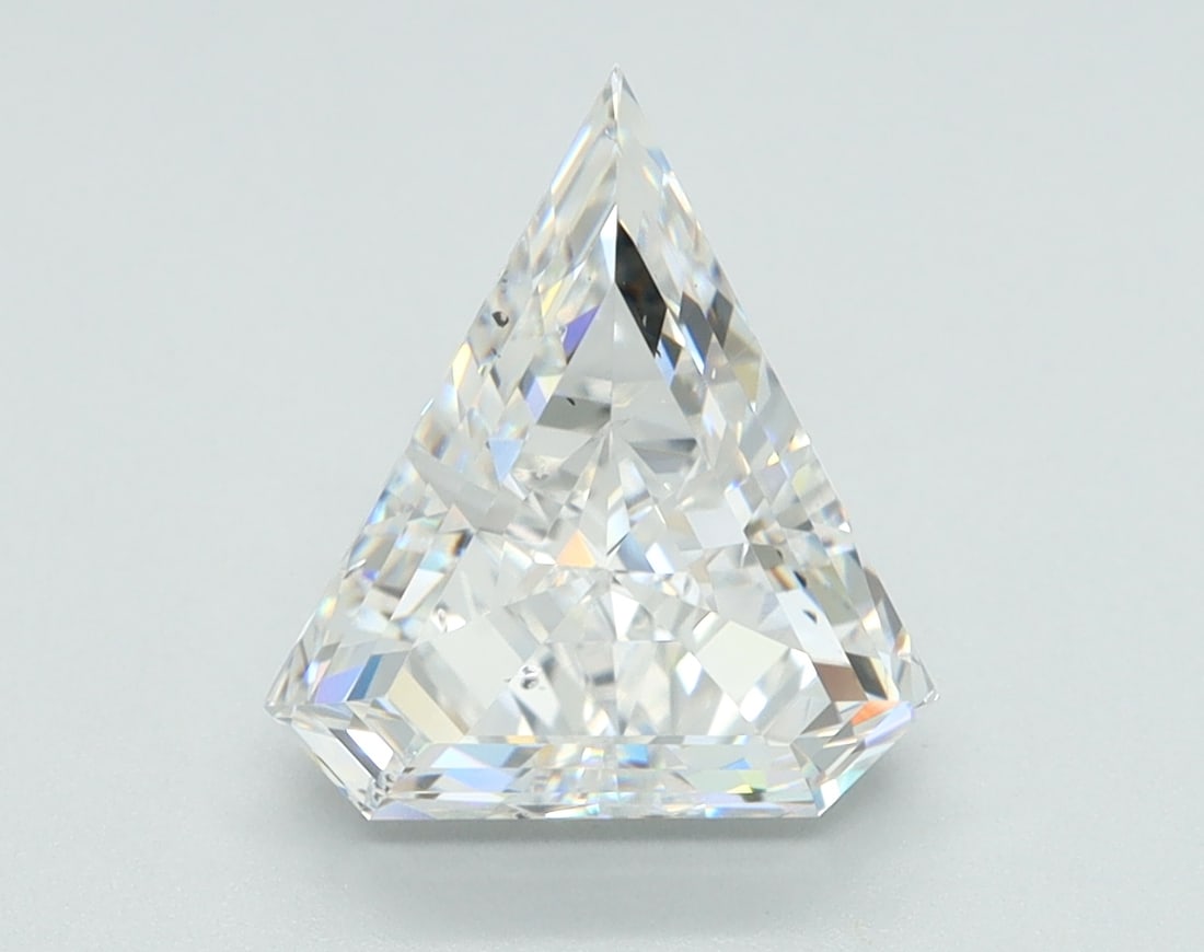 Loose Diamond - PENTAGONAL 2.5ct E SI1: Loose Diamond - PENTAGONAL 2.5ct E SI1 Source: This is a real non-mined Diamond that has been grown in a lab Shape: PENTAGONAL Carats: 2.5 Color: E Clarity: SI1 Certification: IGI Condition: Pre-Owned