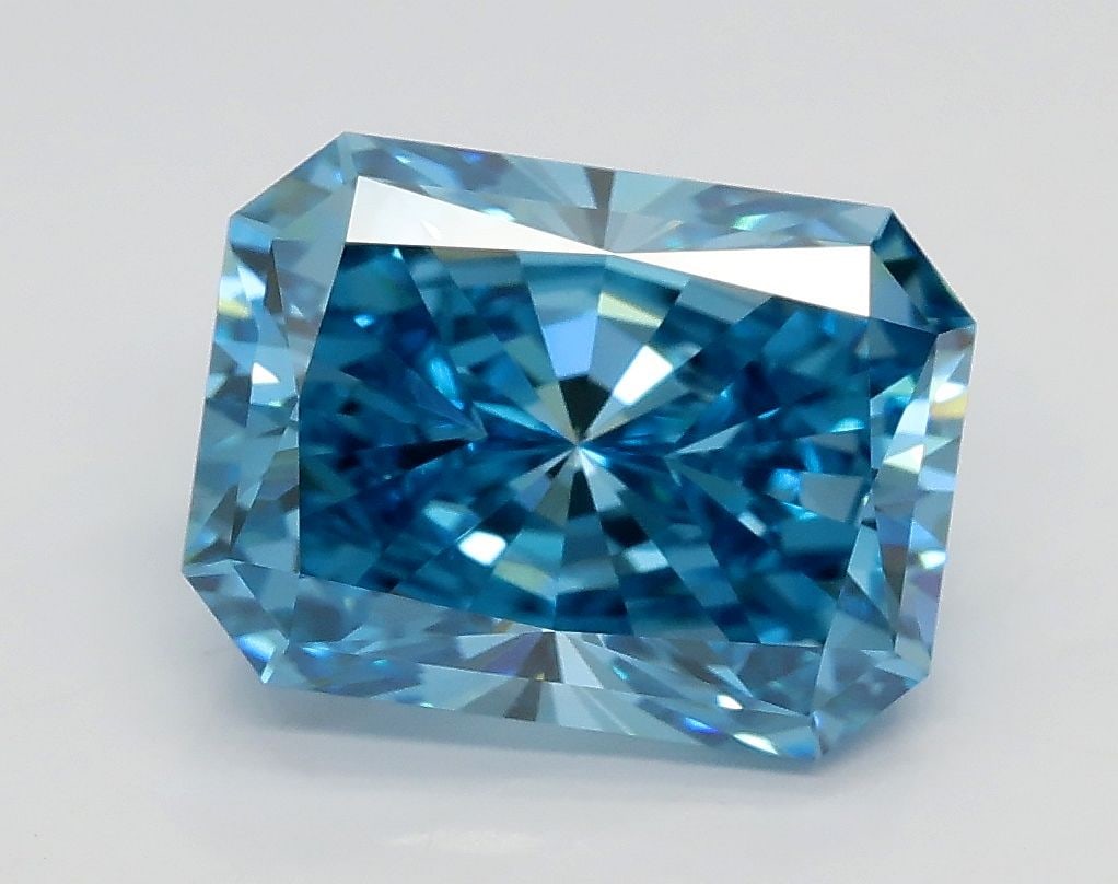 Loose Diamond - RADIANT 2.65ct Fancy Vivid Blue VS1: Loose Diamond - RADIANT 2.65ct Fancy Vivid Blue VS1 Source: This is a real non-mined Diamond that has been grown in a lab Shape: RADIANT Carats: 2.65 Color: Fancy Vivid Blue Certification: IGI Video: