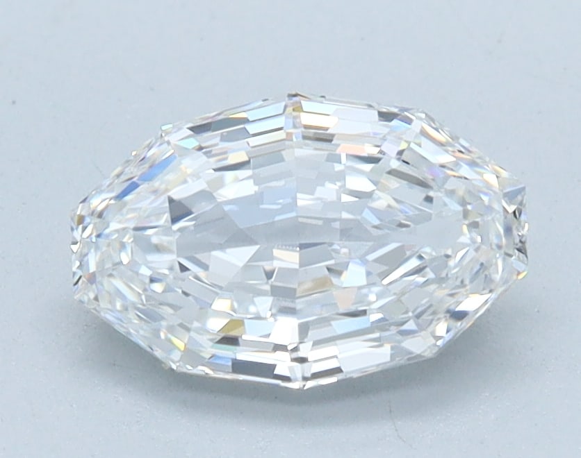 Loose Diamond - OVAL STEP CUT 1.09ct D VVS2: Loose Diamond - OVAL STEP CUT 1.09ct D VVS2 Source: This is a real non-mined Diamond that has been grown in a lab Shape: OVAL STEP CUT Carats: 1.09 Color: D Clarity: VVS2 Certification: IGI Condition: