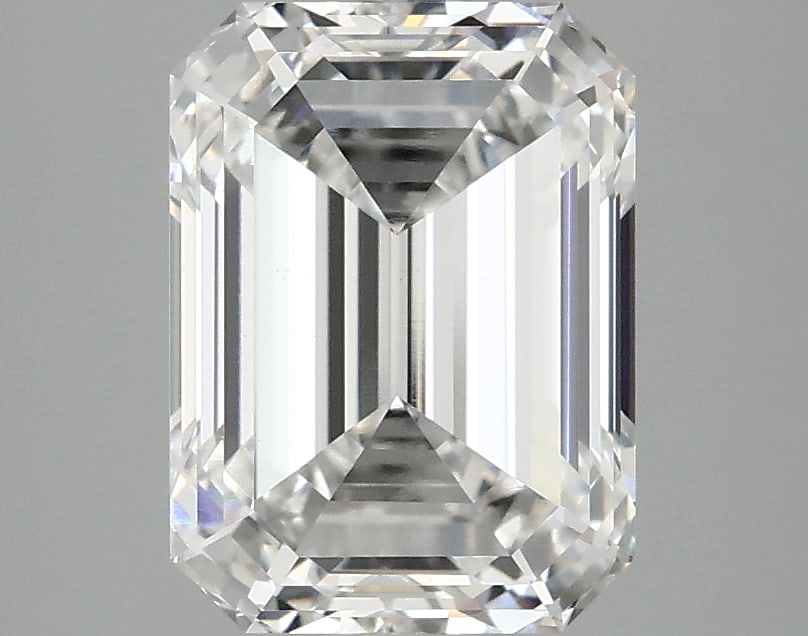 Loose Diamond - EMERALD 3.05ct E VS1: Loose Diamond - EMERALD 3.05ct E VS1 Source: This is a real non-mined Diamond that has been grown in a lab Shape: EMERALD Carats: 3.05 Color: E Clarity: VS1 Certification: IGI Condition: Pre-Owned PLE