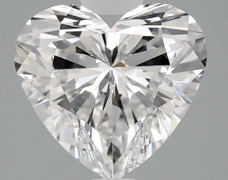 Loose Diamond - HEART 2.35ct D VS1: Loose Diamond - HEART 2.35ct D VS1 Source: This is a real non-mined Diamond that has been grown in a lab Shape: HEART Carats: 2.35 Color: D Clarity: VS1 Certification: IGI Condition: Pre-Owned PLEASE 