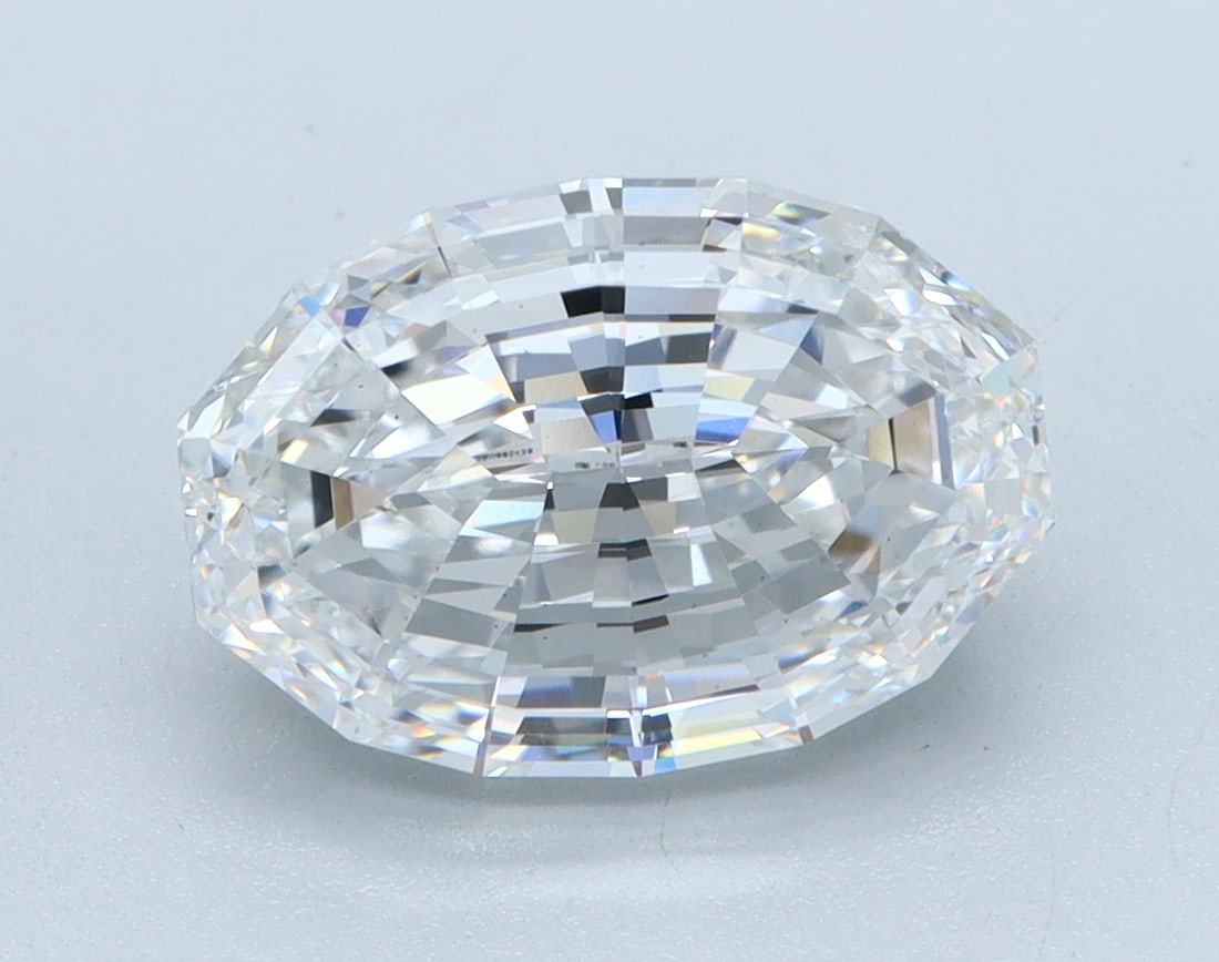 Loose Diamond - OVAL STEP CUT 3.03ct D VS1: Loose Diamond - OVAL STEP CUT 3.03ct D VS1 Source: This is a real non-mined Diamond that has been grown in a lab Shape: OVAL STEP CUT Carats: 3.03 Color: D Clarity: VS1 Certification: IGI Condition: P