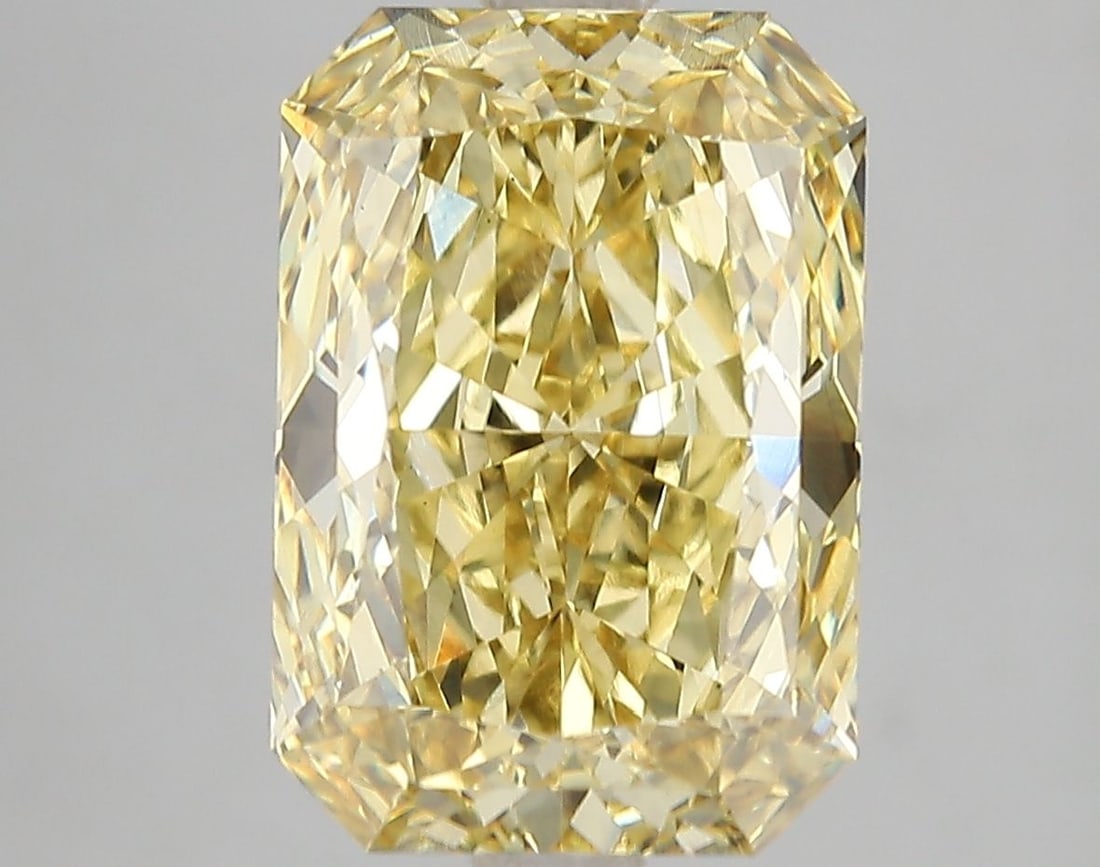 Loose Diamond - RADIANT 5.07ct Fancy Vivid Yellow VS2: Loose Diamond - RADIANT 5.07ct Fancy Vivid Yellow VS2 Source: This is a real non-mined Diamond that has been grown in a lab Shape: RADIANT Carats: 5.07 Color: Fancy Vivid Yellow Certification: IGI Vid
