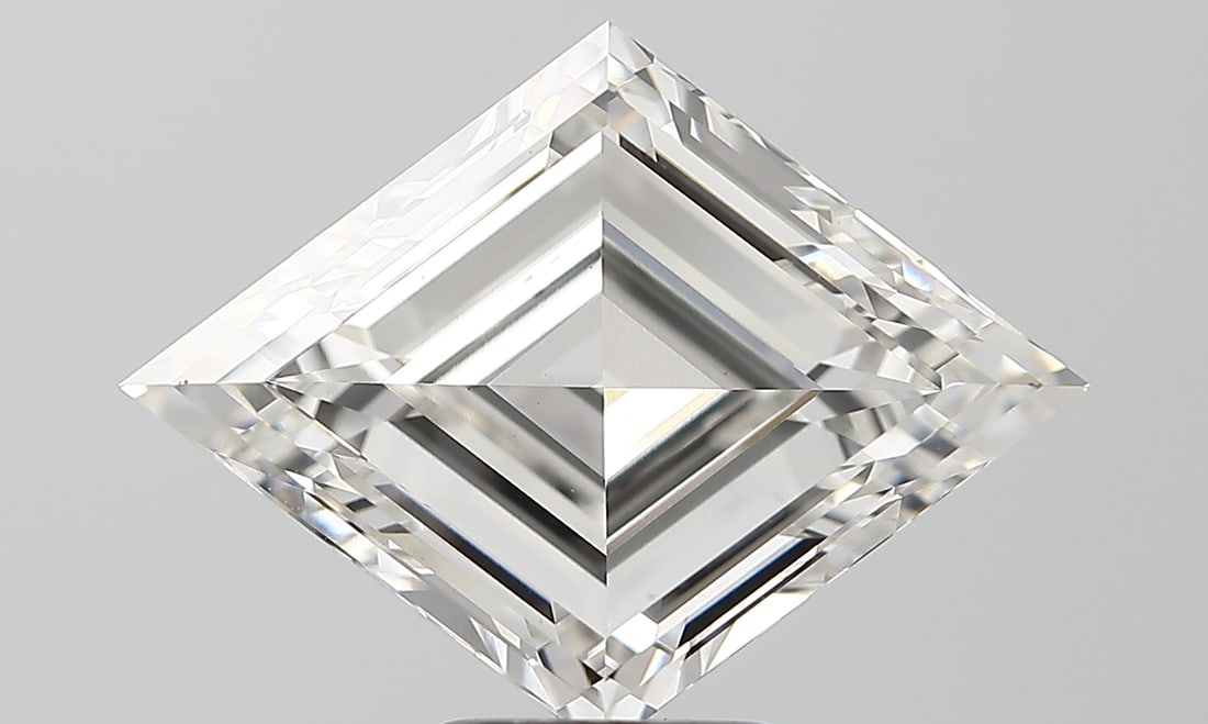 Loose Diamond - LOZENGE 6.96ct F VS1: Loose Diamond - LOZENGE 6.96ct F VS1 Source: This is a real non-mined Diamond that has been grown in a lab Shape: LOZENGE Carats: 6.96 Color: F Clarity: VS1 Certification: IGI Condition: Pre-Owned PLE